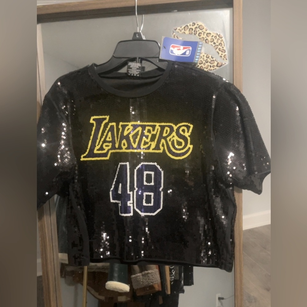 Sequence large crop top Lakers